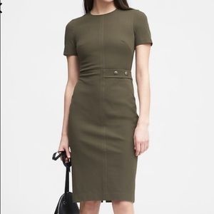 Banana Republic Bi-Stretch Green Sheath Dress
